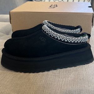 Ugg tazz platform slippers